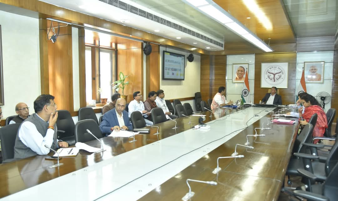 स्टार्टअप नीति और फंड्स की प्रगति की समीक्षा, उद्यमिता को सशक्त करने पर जोर